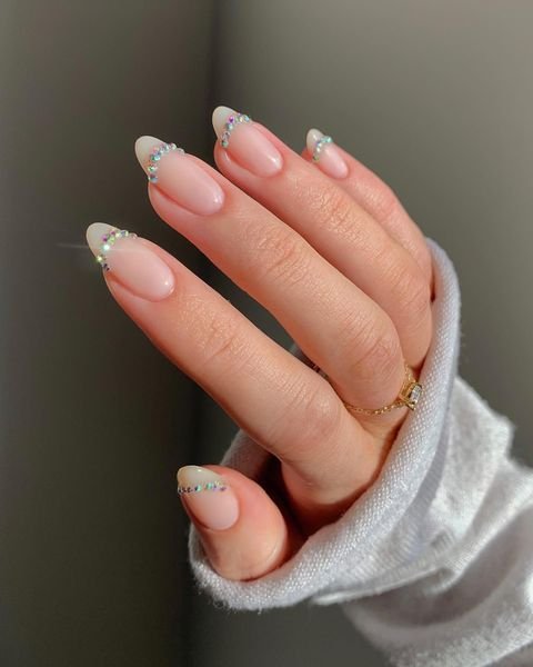 3D Sparkle Prom Nails