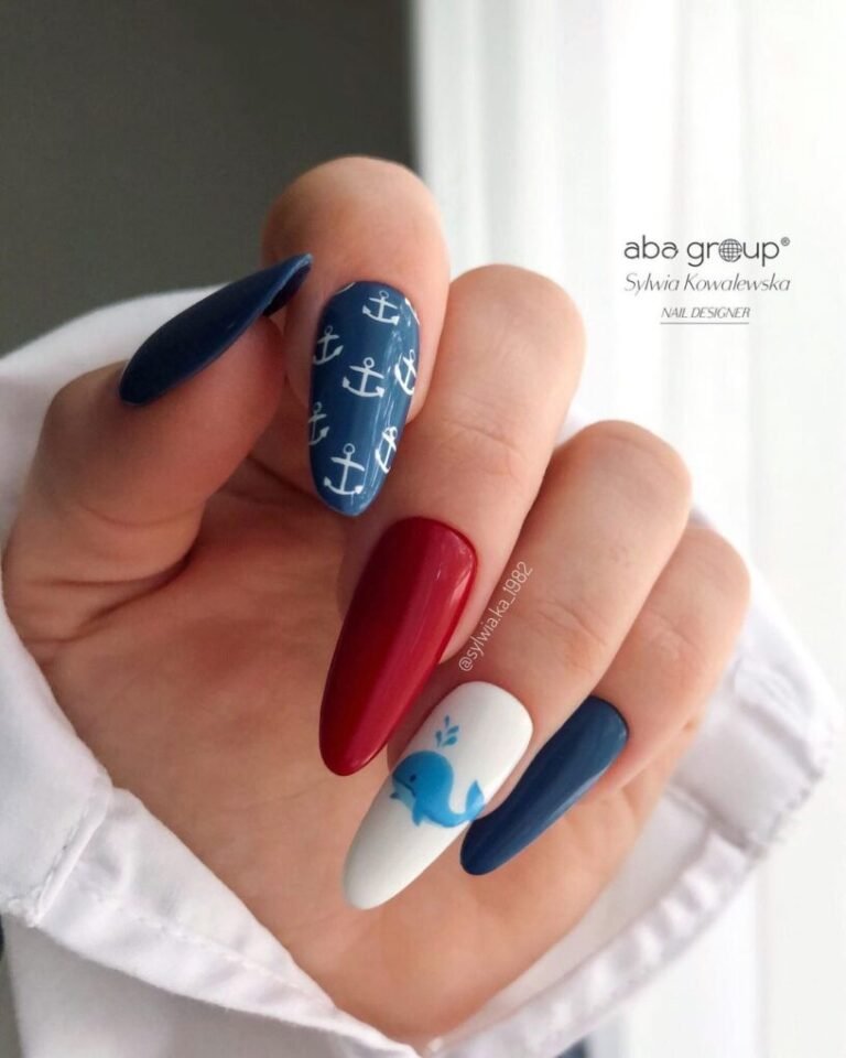 Anchor Accent Cruise Nails
