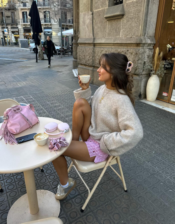 Baby Pink Shorts spring outfit