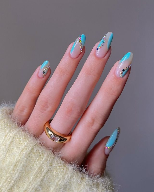 Blue Swirls Prom Nail Art