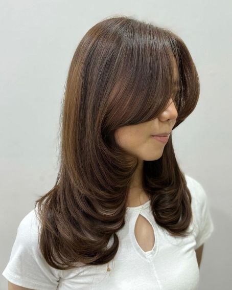 Concave Layered Butterfly Cut