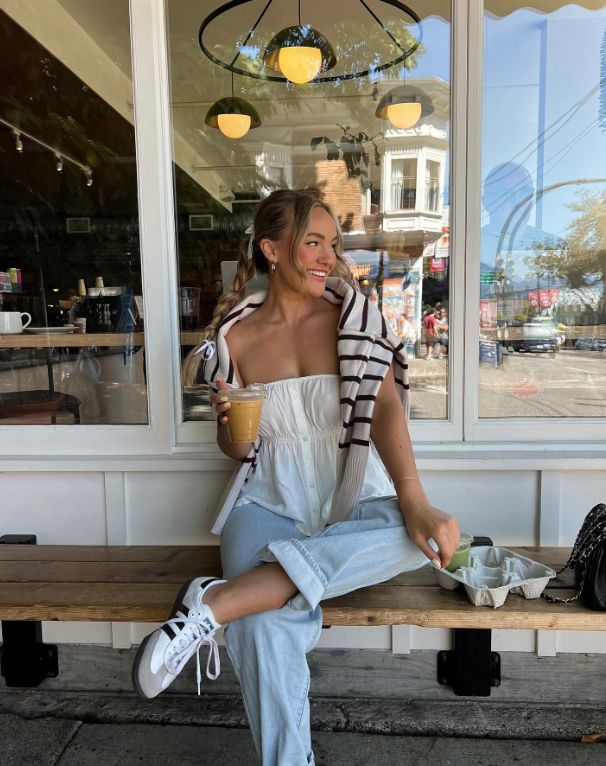 Cute white top and jeans