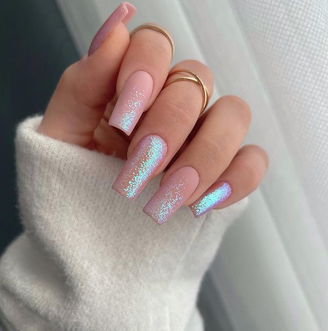 Glitter Shine Prom Nails