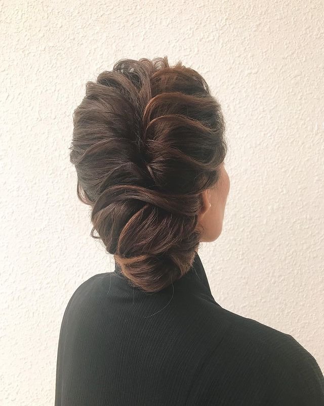 Layered Waves Bun