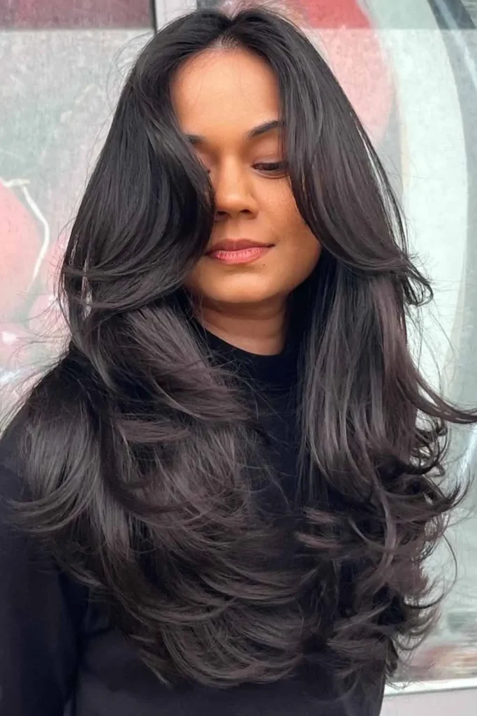 Luxurious Long Black Layers With a Natural Flow