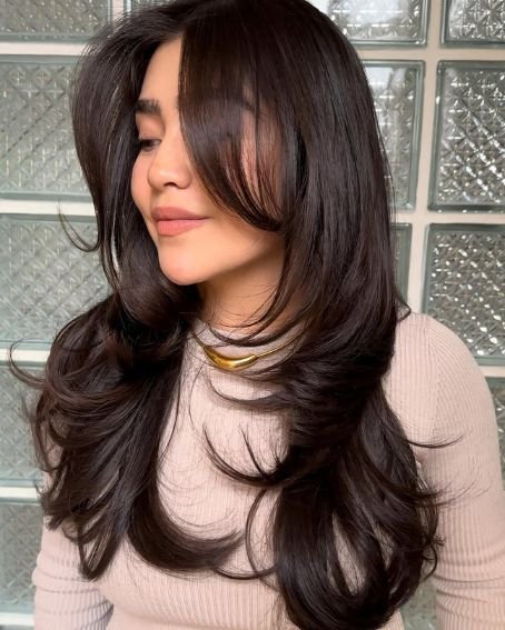 Multilayer Butterfly Cut
