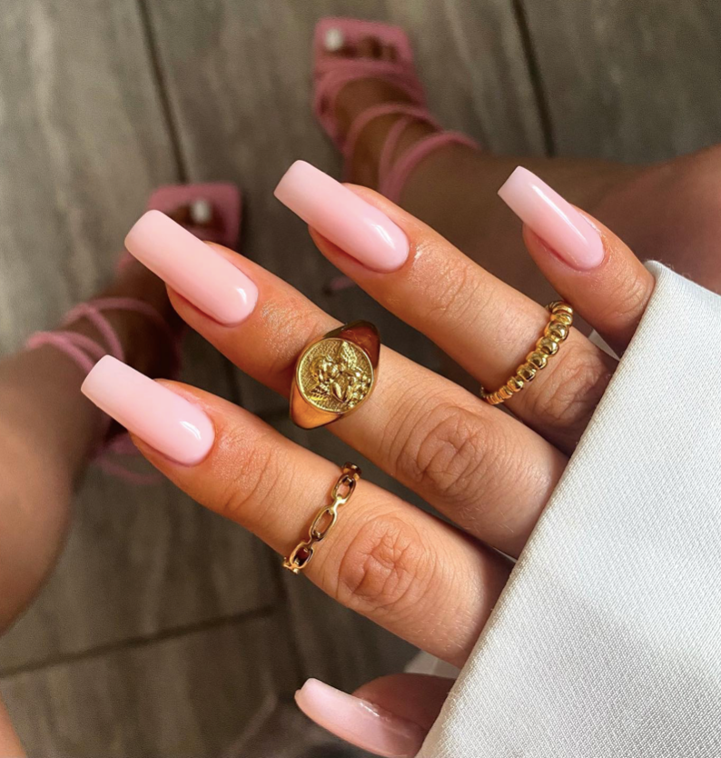 Pretty Pink Spring Nails