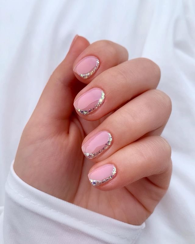 Side Glam Prom Nails