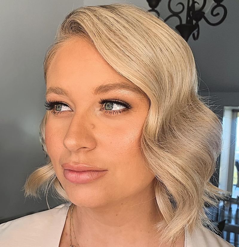 Soft Waves with Short Hair