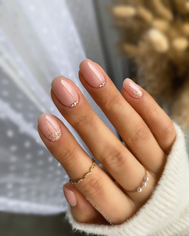 Tiny Sparkles Prom Nails