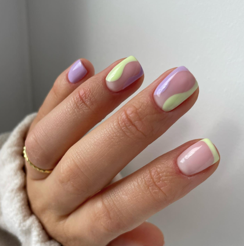 Wavy Spring Pastel Nails