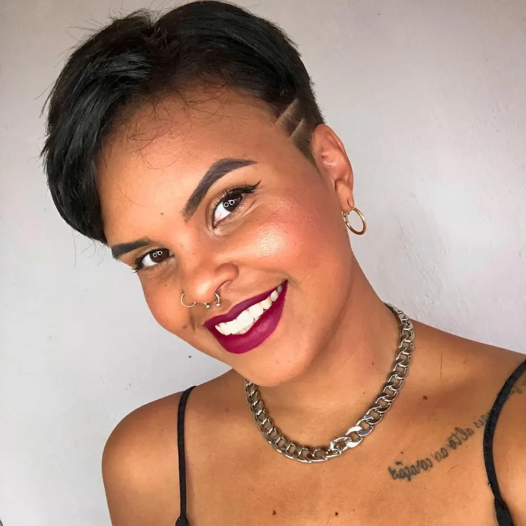Modern Faded Pixie for Round Face