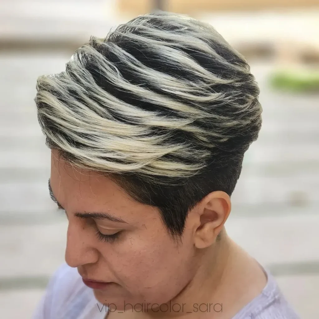 Pixie Cut With Highlights For Round Face