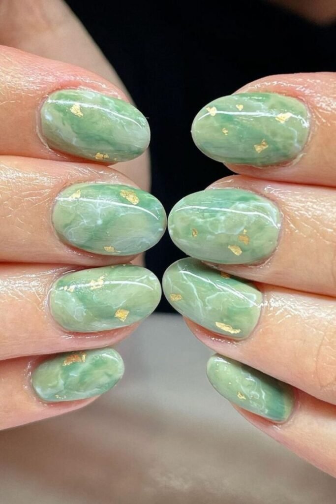 Short and Chic Jade Nails