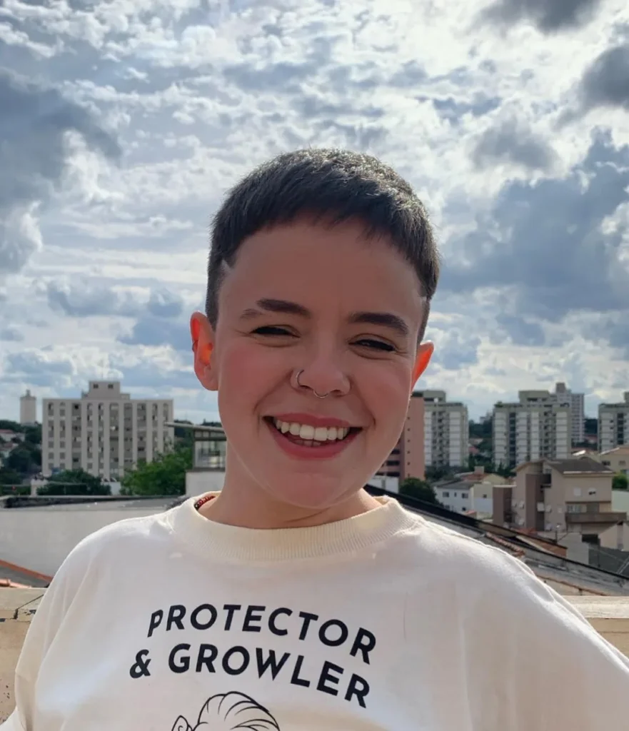 Tomboy Pixie Cut For Round Face