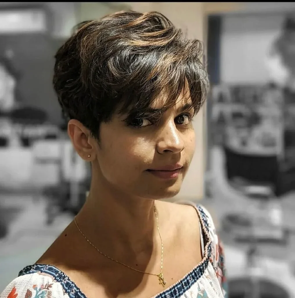 Wavy Pixie with Bangs for Round Face