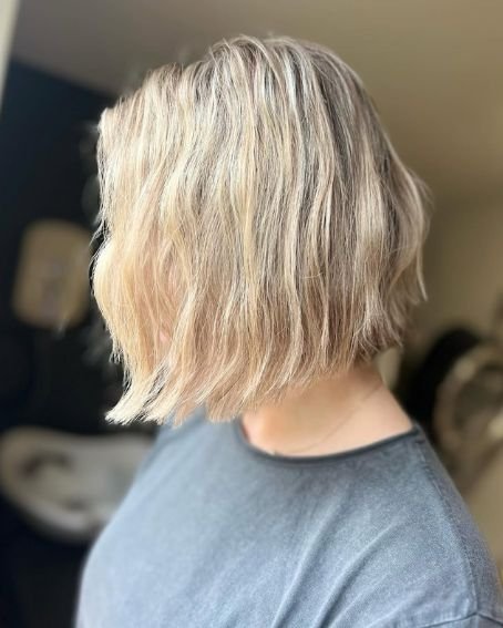 Blunt Highlighted Choppy Bob Haircut