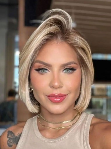 Bouncy Short Blonde Hairstyle