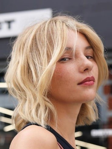 Cinnamon Short Blonde Hairstyle