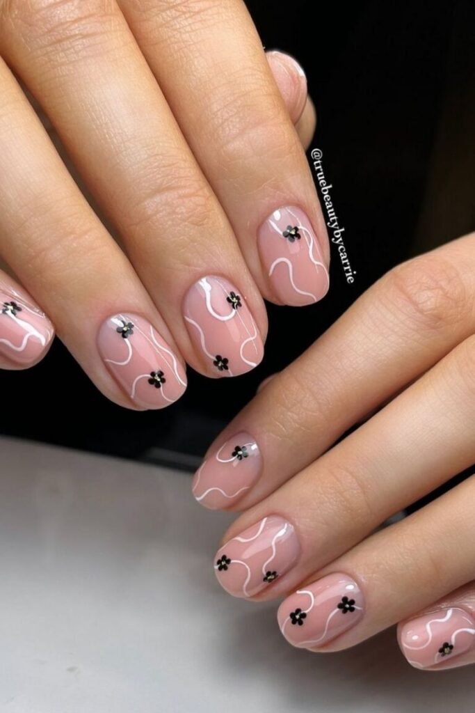 Petite Floral Elegant Nails