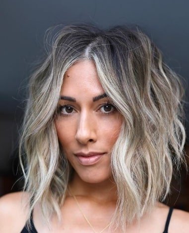 Shoulder Short Blonde Hairstyle