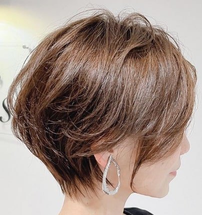Warm Sandy Short Blonde Hairstyle
