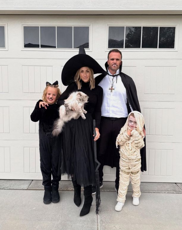 50+ Cute Family Halloween Costumes For A Spooktacular Night!