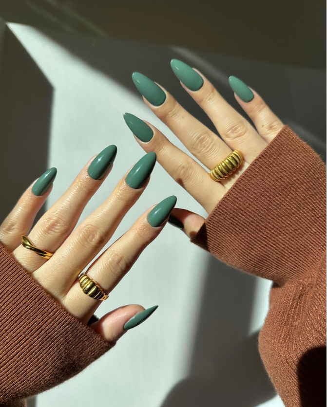 Old Money Sage Nails