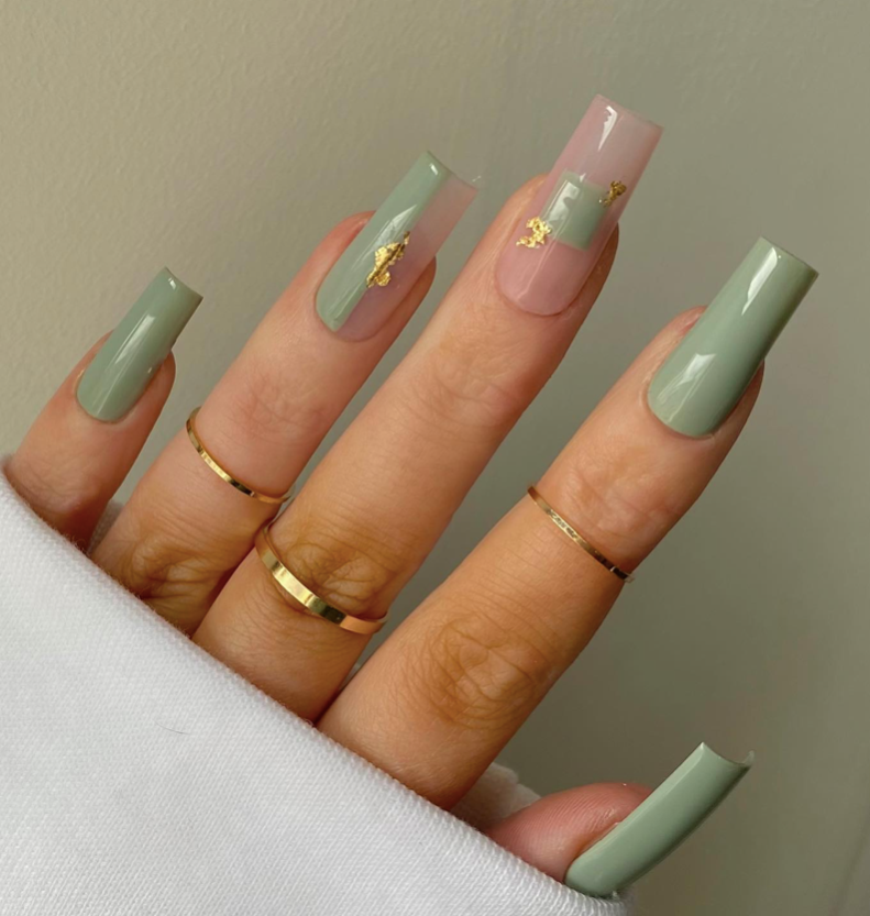 Sage Gold Accent Nails