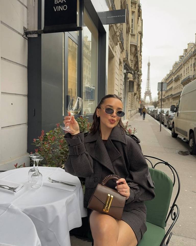 Chic Checked Coat Dress with Tailored Silhouette