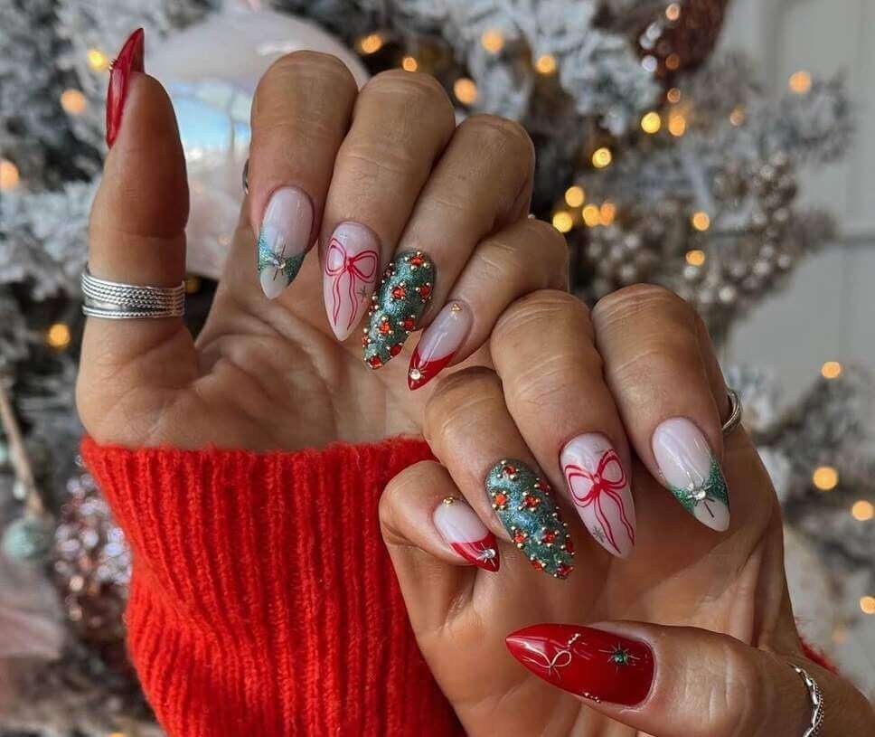 Christmas Bow and Tree Nails