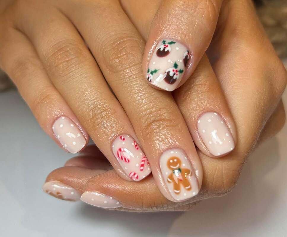 Gingerbread and Pudding Christmas Nails