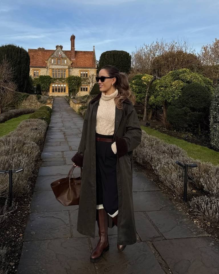 Olive Trench With Rustic Layers