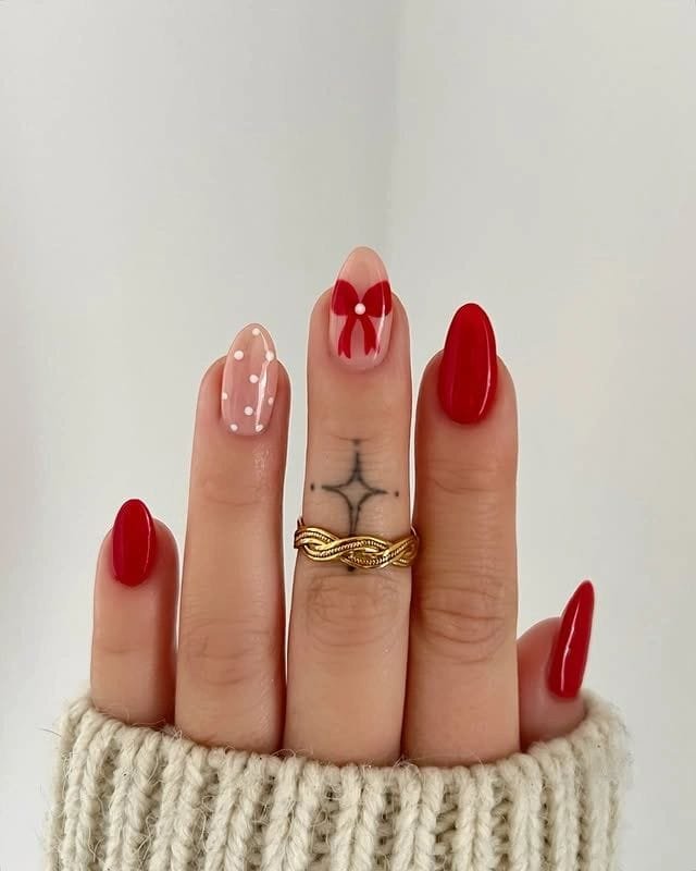 Red Nails Polka Dots Bow Accent
