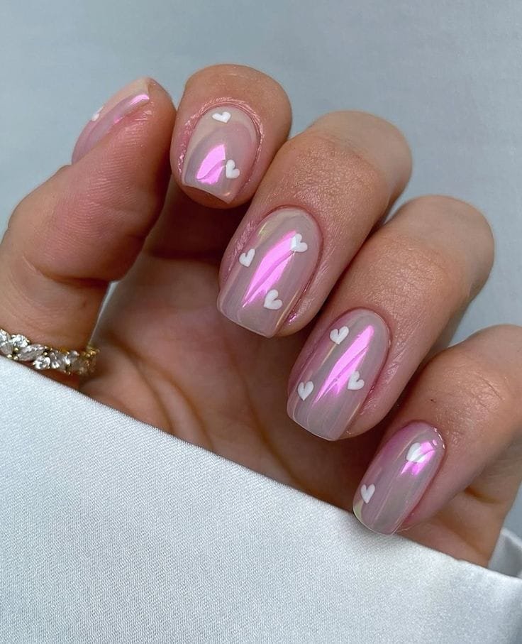 Blushing Pearl Heart Nail Tips