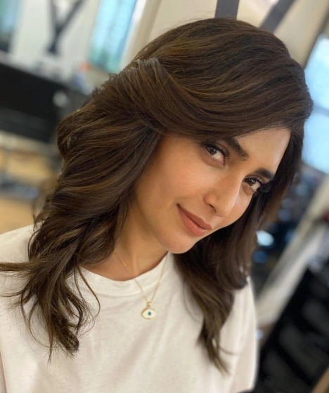 Medium Dark Chocolate Waves with Face Framing