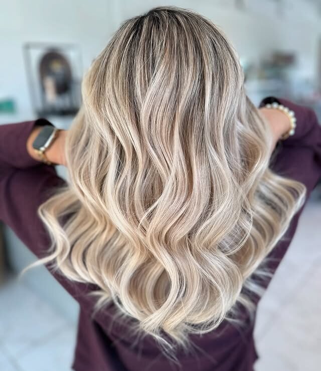 Natural Root Smudge with Blonde Highlights