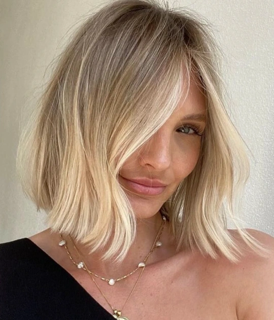 Textured Blonde Bob with Soft Waves