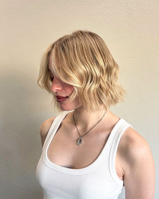 Soft Wavy Bob with Curtain Bangs