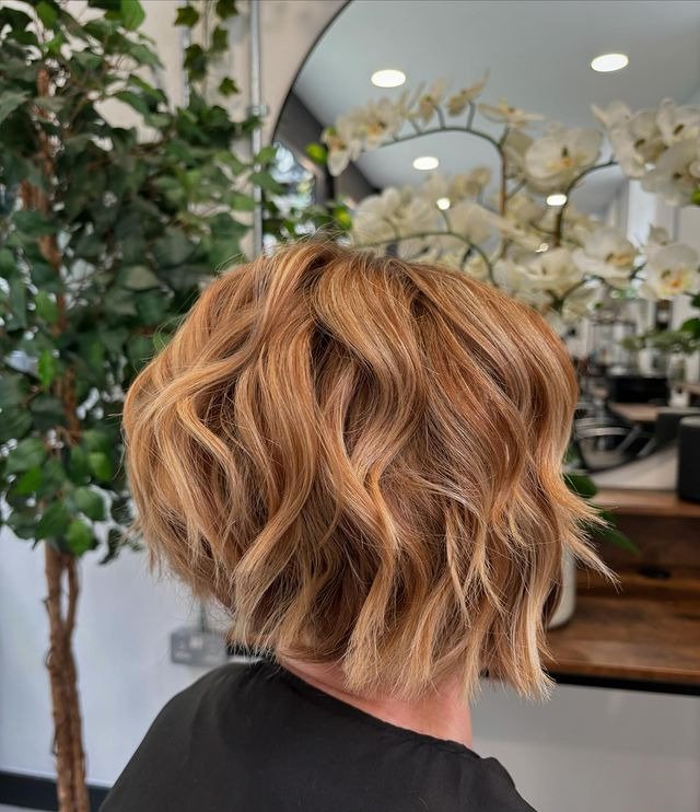 Textured Wavy Bob with Golden Highlights